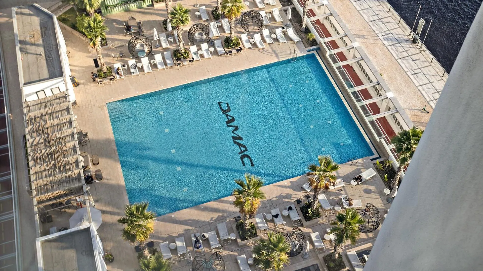 Aliving Stylish Studio At Damam Prive With Balcony And Partial Burj Khalifa View-1315 迪拜