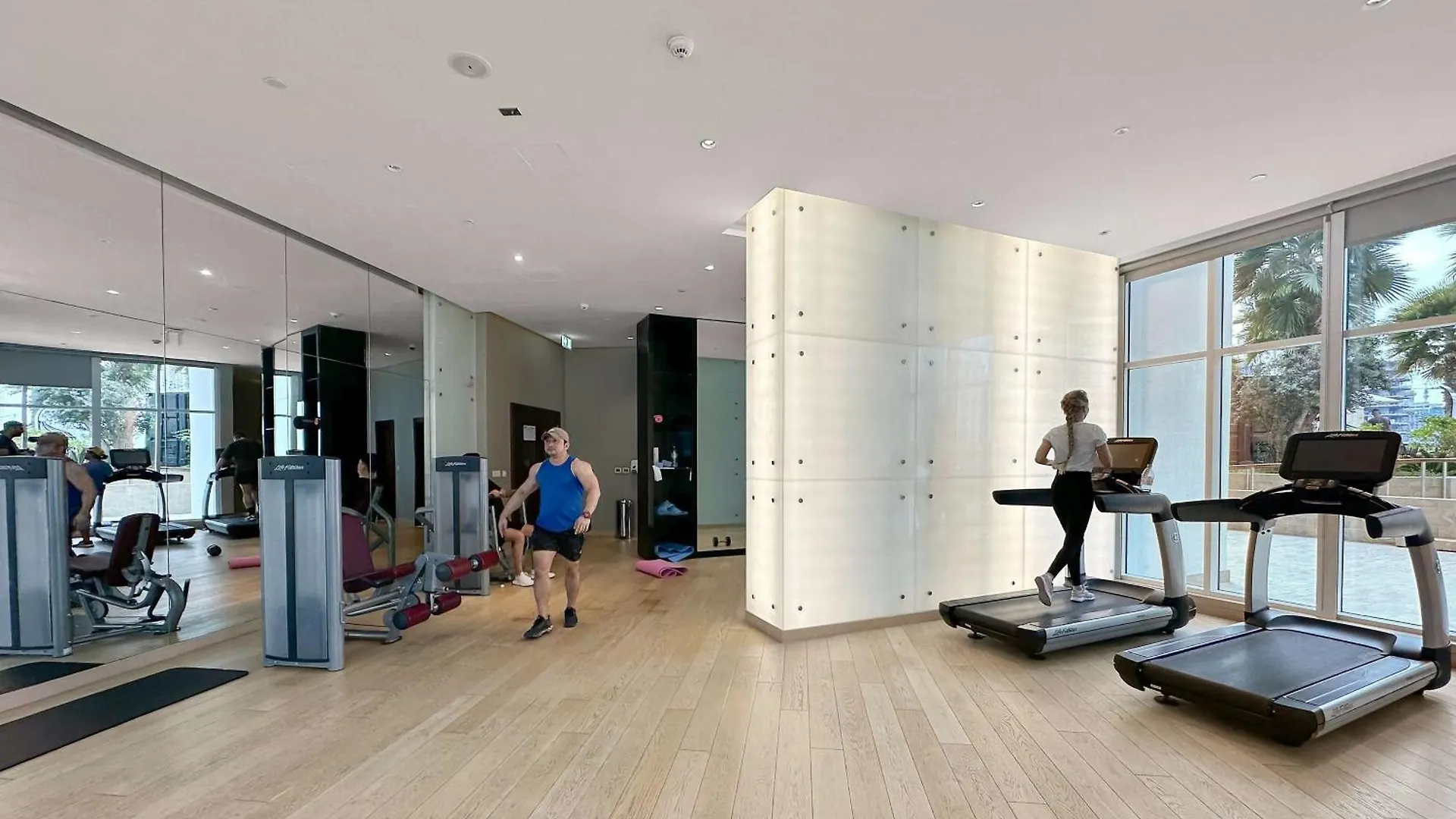 Aliving Stylish Studio At Damam Prive With Balcony And Partial Burj Khalifa View-1315 迪拜