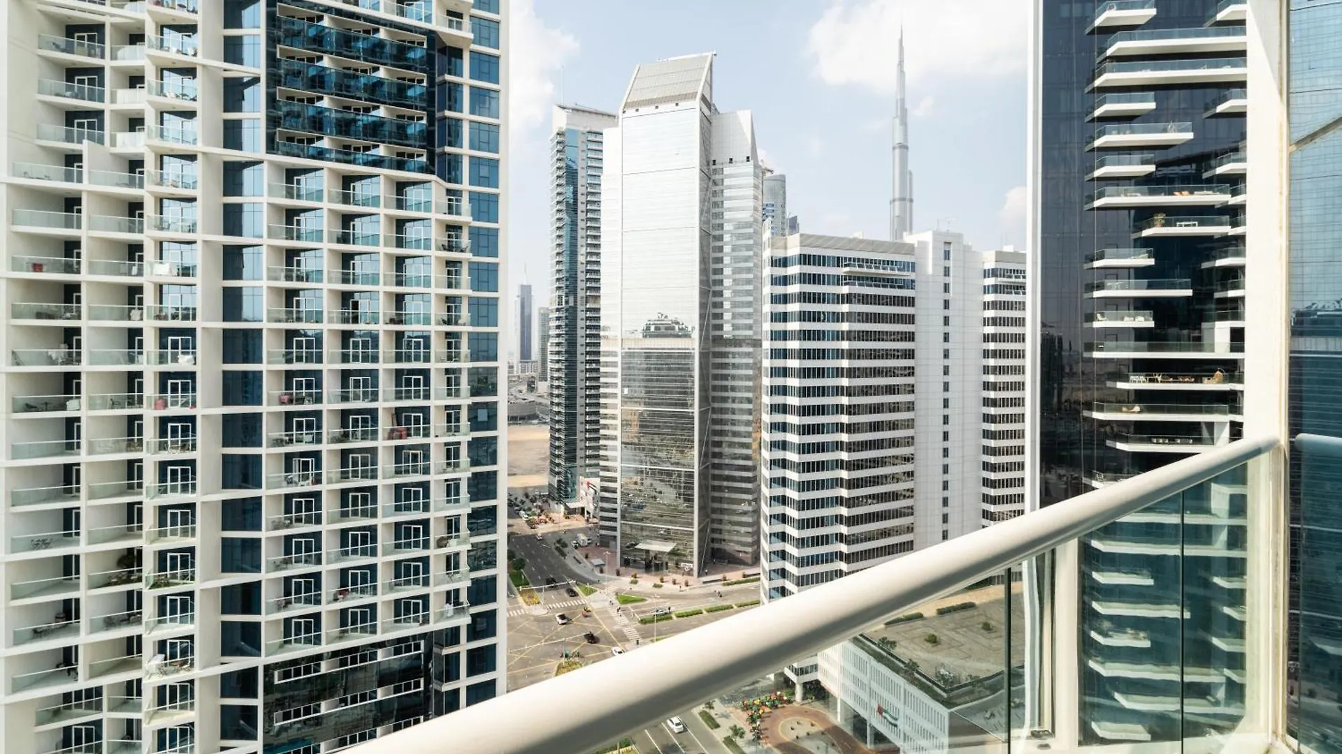 Aliving Stylish Studio At Damam Prive With Balcony And Partial Burj Khalifa View-1315 迪拜 公寓